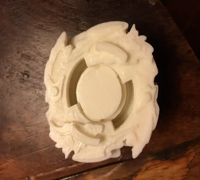 Beyblade Lost Longinus Topaç